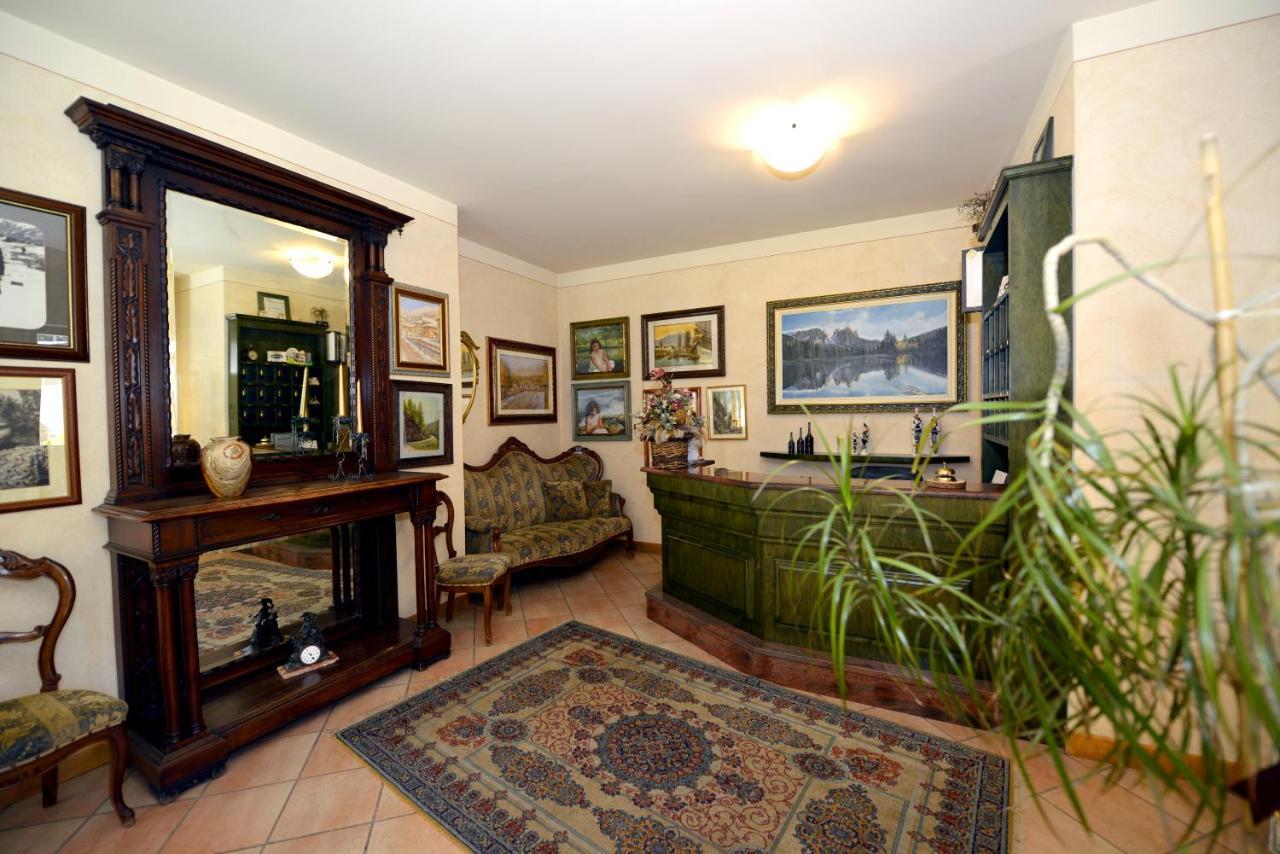 Hotel Veduta Dell'Adamello Temù Extérieur photo